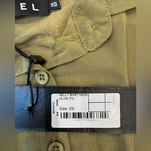 BNWT Motel Rocks Kelly Shirt Olive And Motel Rocks White Halter - Picture 3 of 11